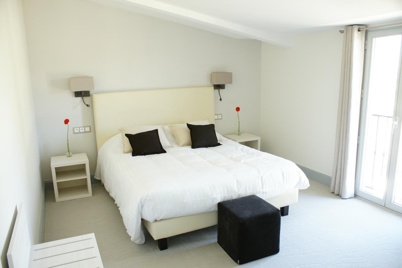 Logis- Hotel Spa Restaurant L'Epicurial Saint-Pey-de-Castets Room photo